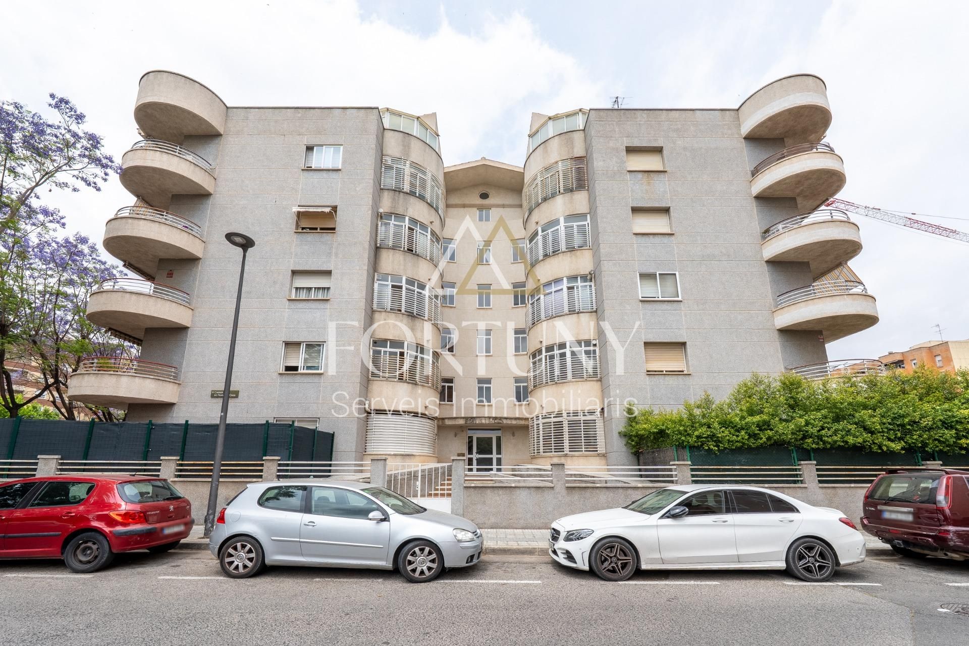 Vista exterior de Pis en venda en Reus amb Aire condicionat, Calefacció i Terrassa