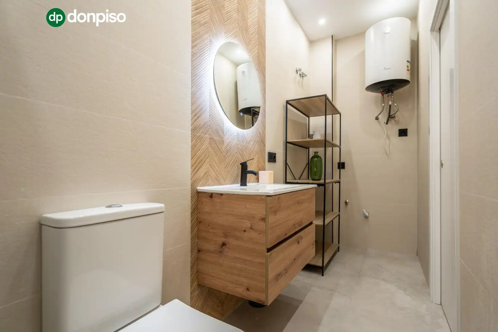 Baño de Loft en venta en Granada con Aire acondicionado, Calefacción y Amueblado