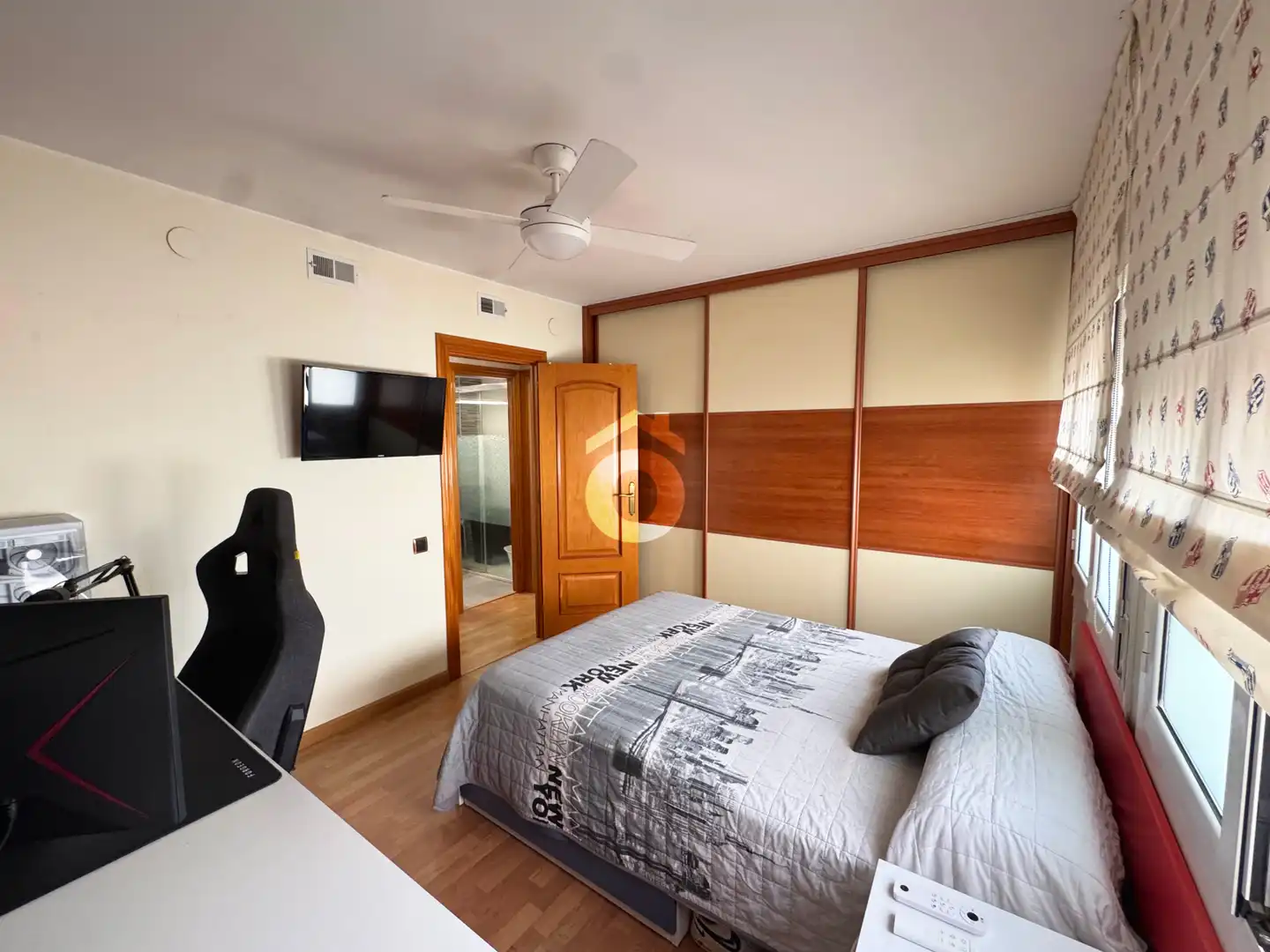 Bedroom of Flat for sale in Martorell  with Air Conditioner, Heating and Parquet flooring