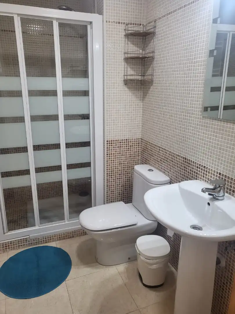 Baño de Piso en venta en Vícar con Aire acondicionado, Calefacción y Terraza