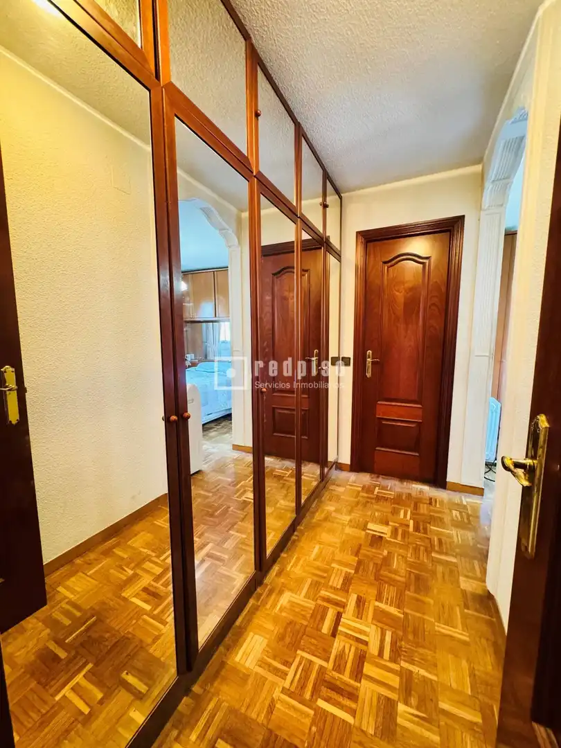 Dormitori de Pis en venda en Fuenlabrada amb Aire condicionat, Parquet i Terrassa