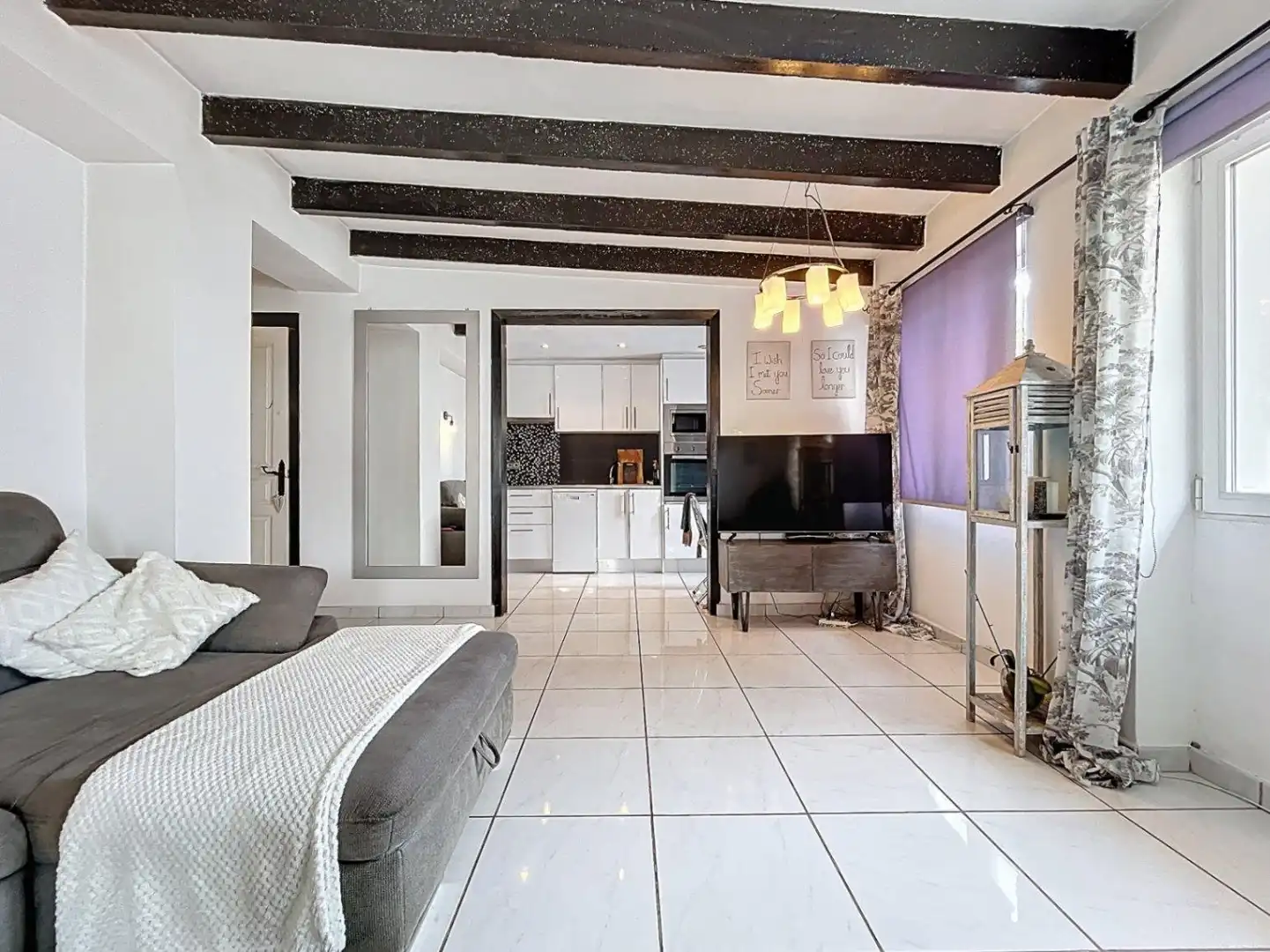 Sala d'estar de Casa o xalet en venda en L'Alfàs del Pi amb Aire condicionat, Calefacció i Jardí privat