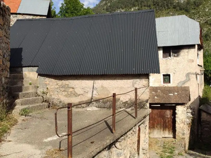 Casa rústica amb jardí en venda a alta serveto 9, imagen 33