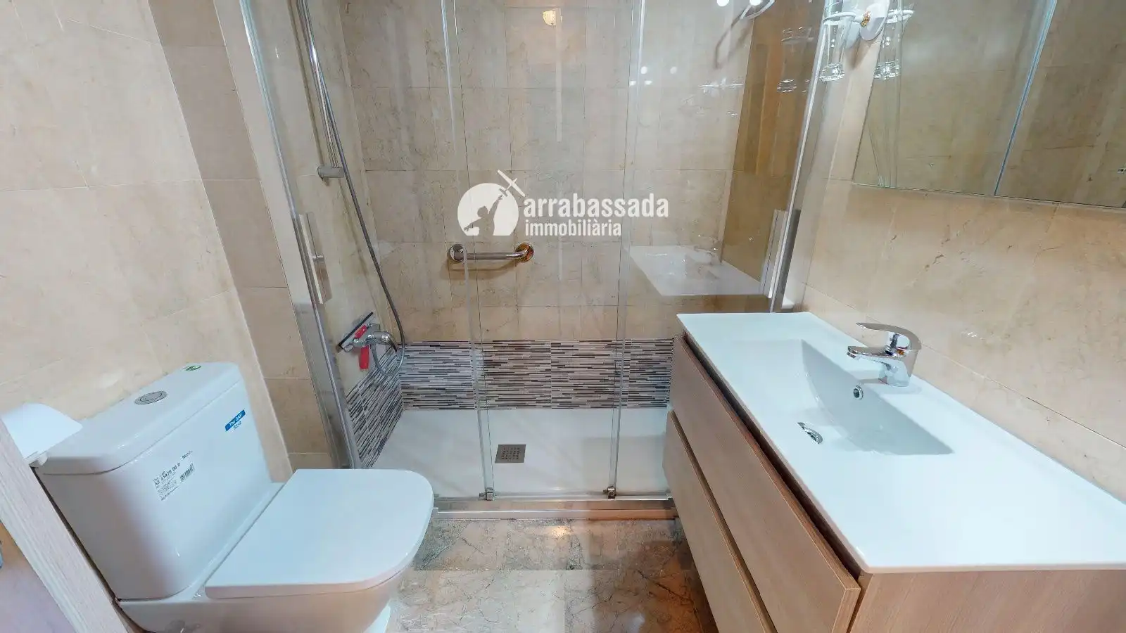 Bathroom of Flat for rent in Tarragona  with Air Conditioner, Heating and Terrace
