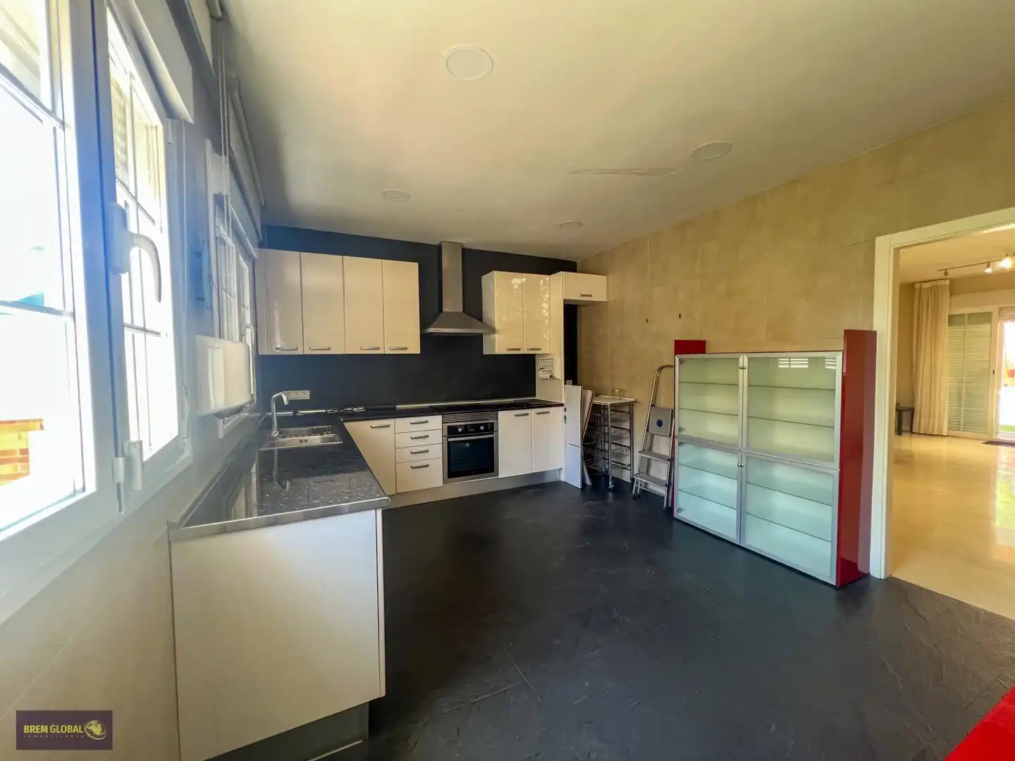 Semi-detached house with garden for sale in Calle Calle Mondalindo, imagen 10