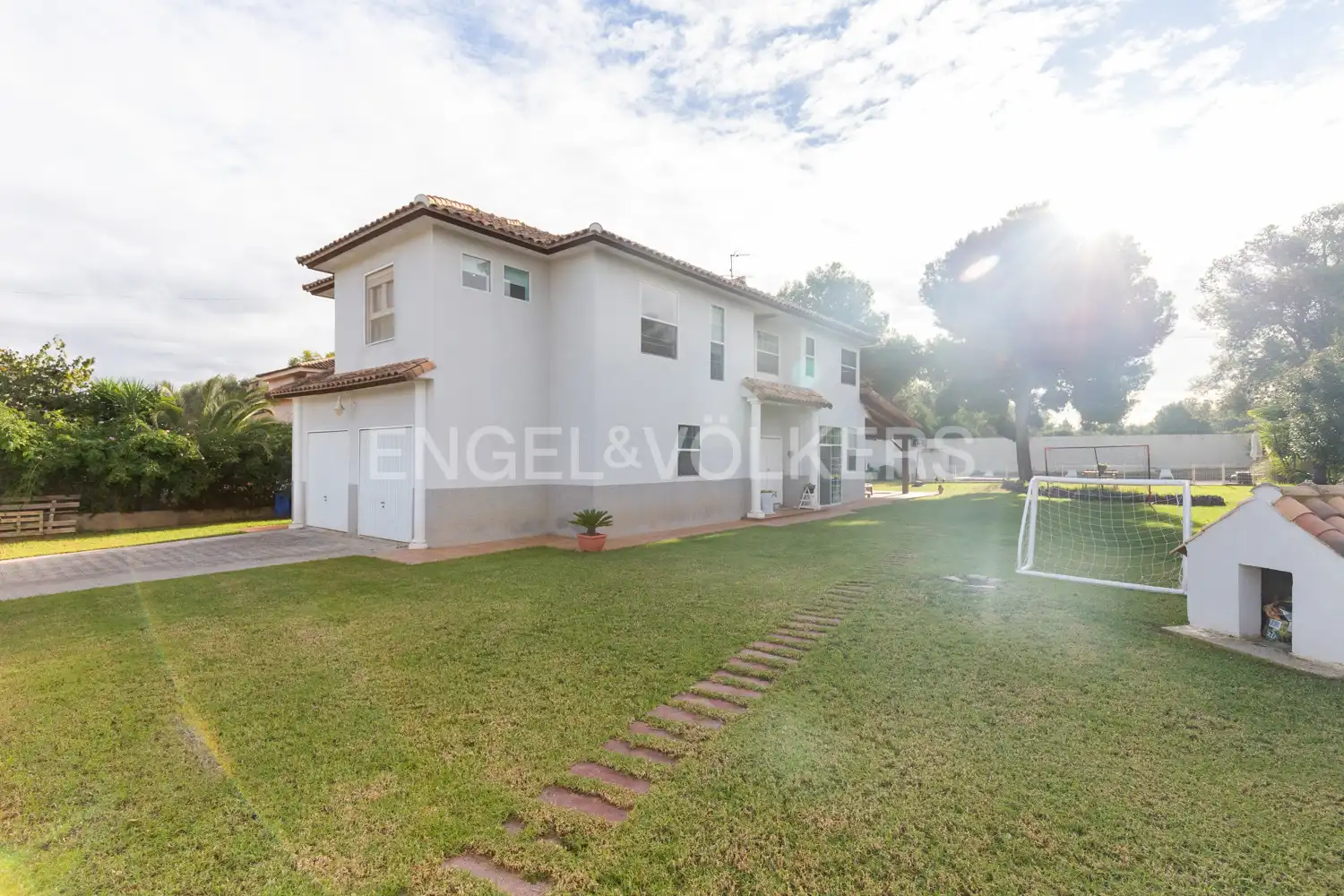 Vista exterior de Casa o chalet de alquiler en Serra con Calefacción, Jardín privado y Parquet