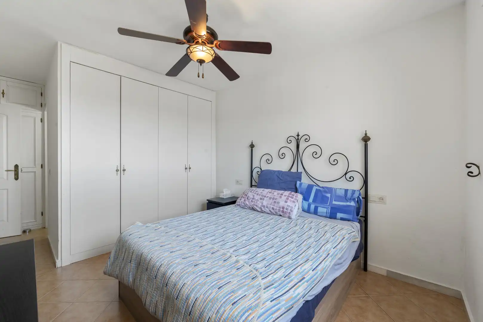 Habitación de Casa adosada en venta en Mijas con Aire acondicionado, Jardín privado y Terraza