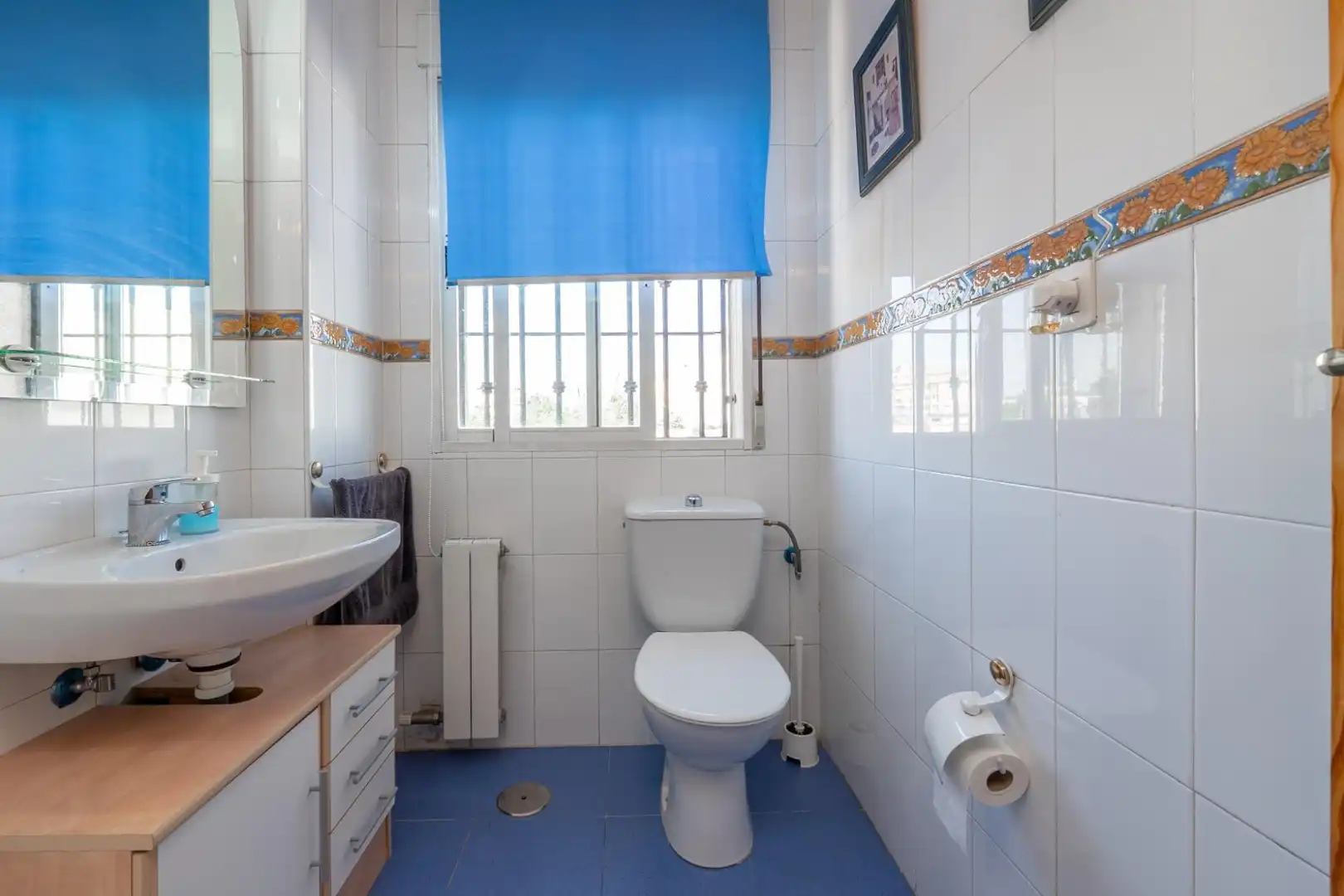Baño de Casa adosada en venta en Ogíjares con Aire acondicionado, Calefacción y Terraza