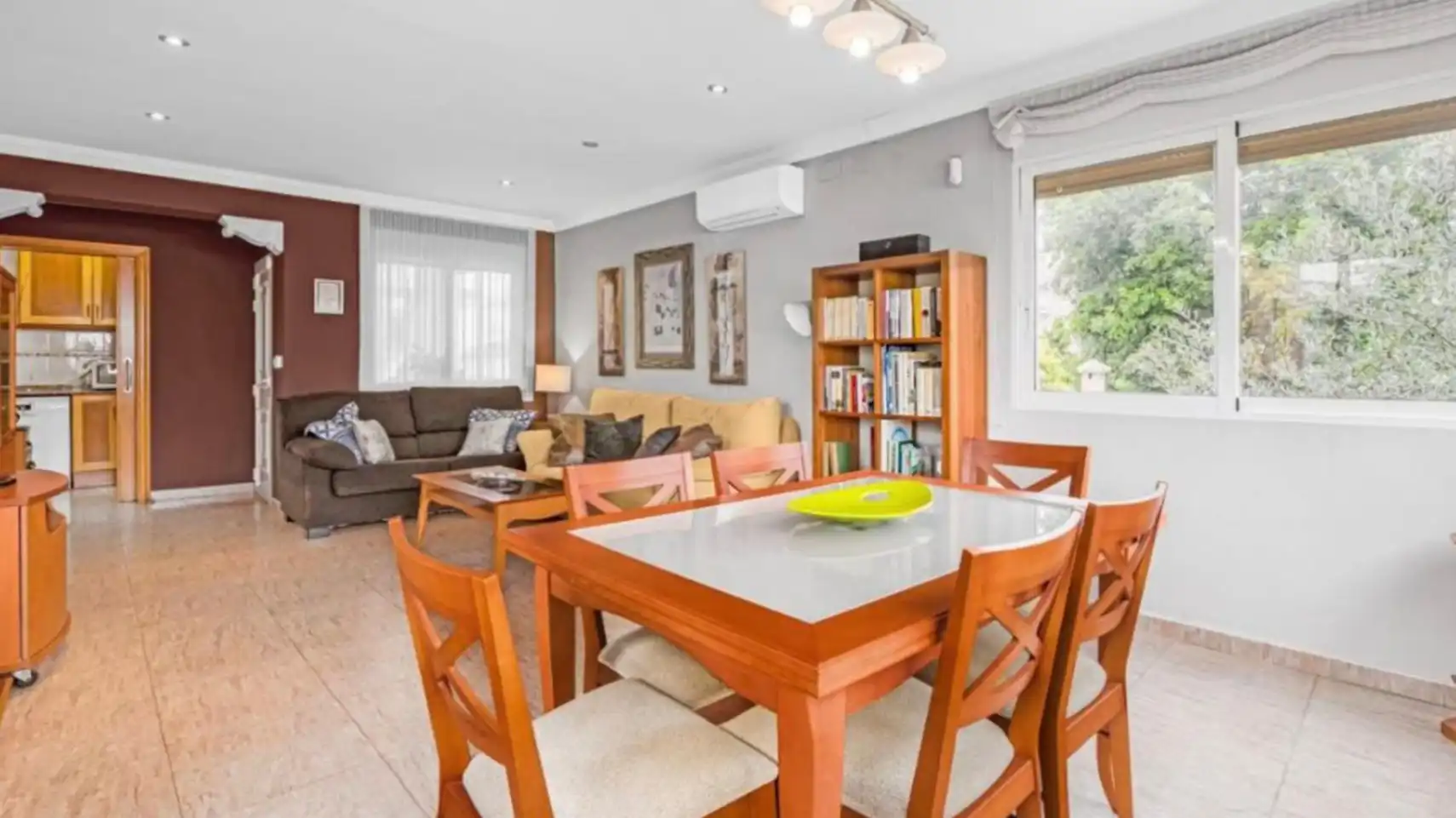 Esszimmer von Haus oder Chalet zum Verkauf in Dénia mit Klimaanlage, Heizung und Privatgarten