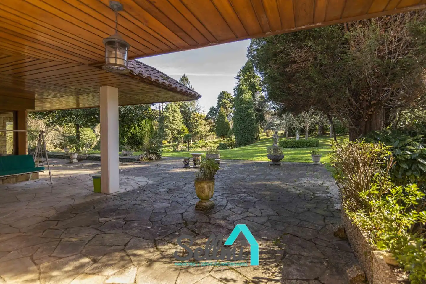 Jardí de Casa o xalet en venda en Gijón  amb Aire condicionat, Jardí privat i Parquet