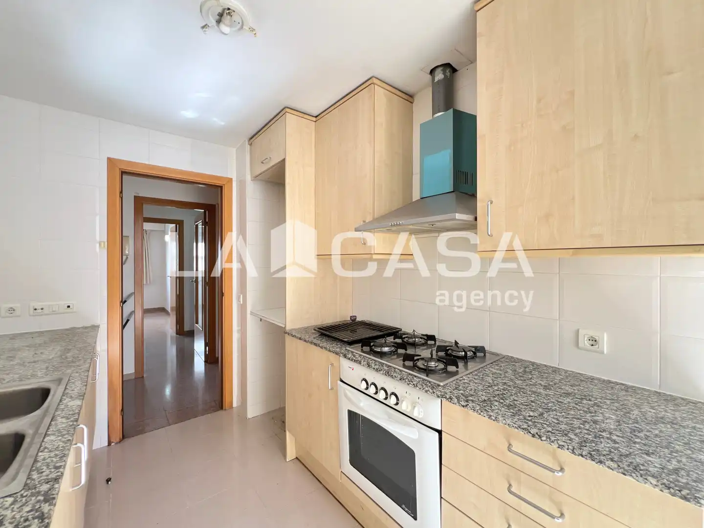 Cocina de Piso en venta en Badalona con Calefacción y Balcón
