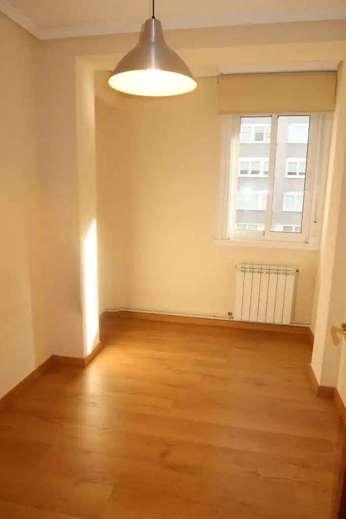 Bedroom of Flat for sale in A Coruña Capital   with Heating, Storage room and Furnished
