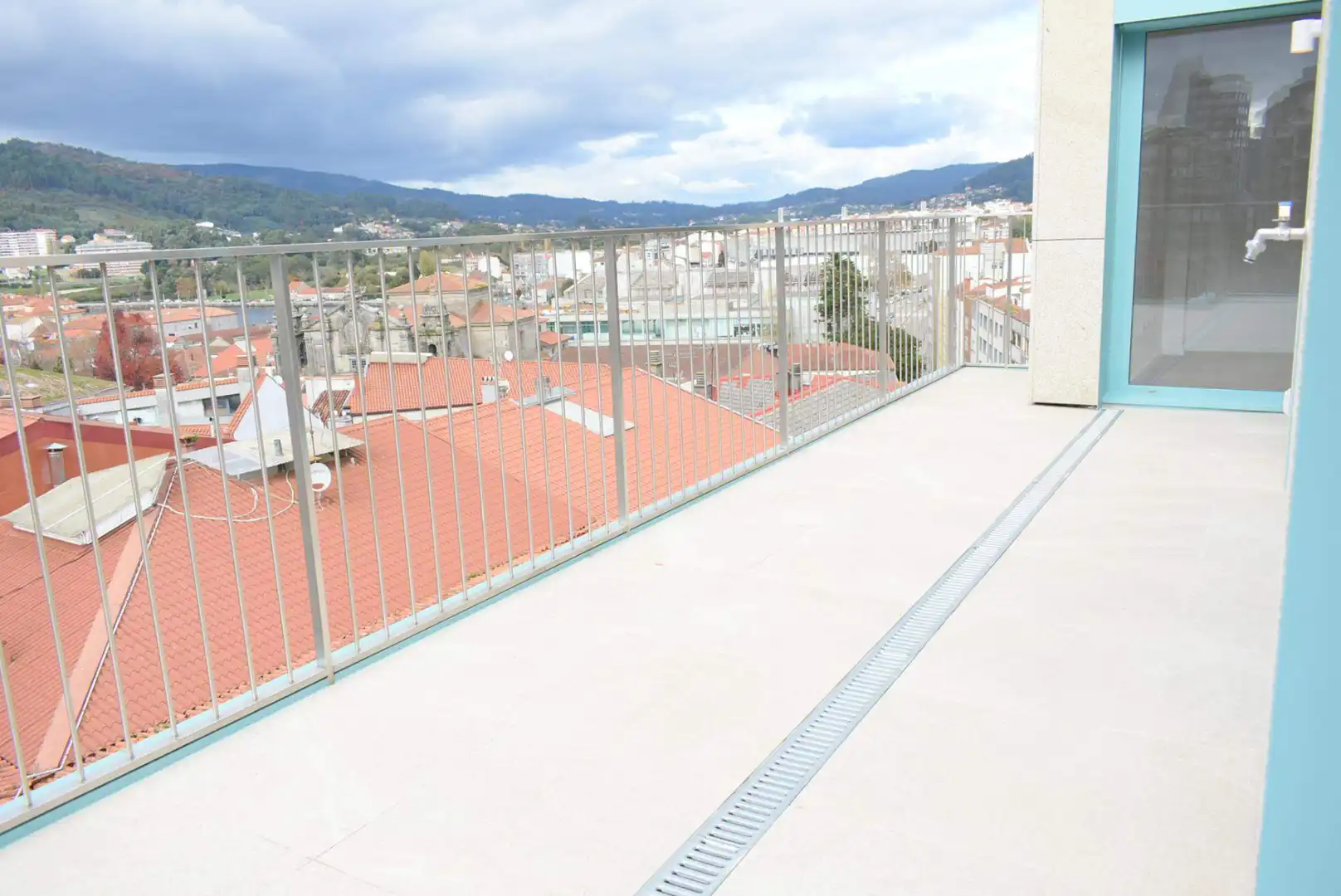 Àtic amb ascensor en venda a Rúa Cobián Roffignac 18, imagen 2