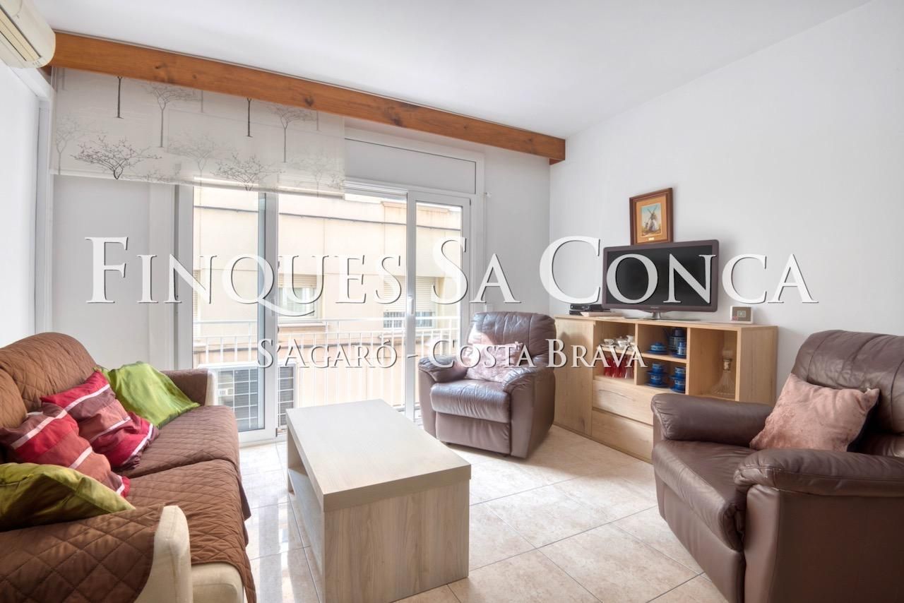 Living room of Flat for sale in Sant Feliu de Guíxols  with Heating