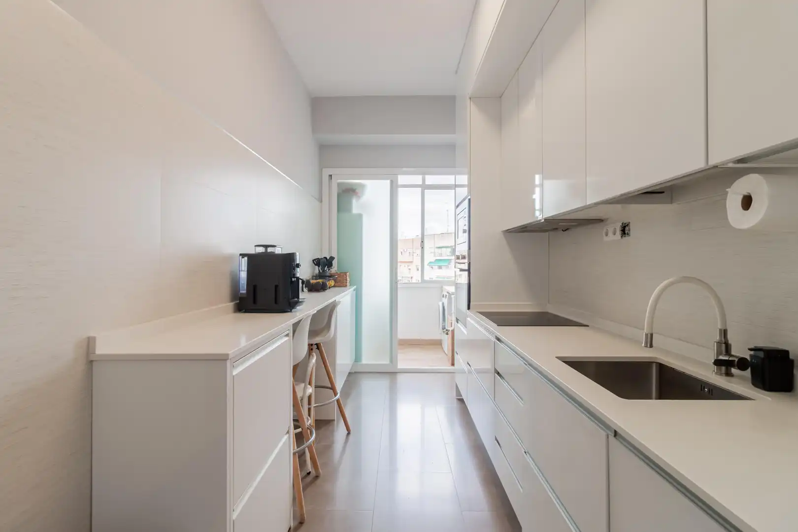 Cuina de Apartament en venda en Madrid amb Calefacció