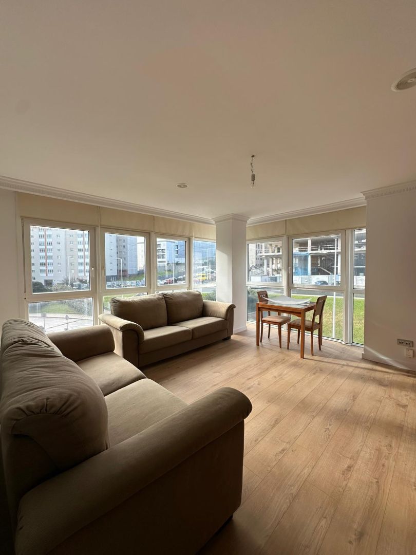 Vista exterior de Pis en venda en A Coruña Capital  amb Calefacció, Traster i Forn