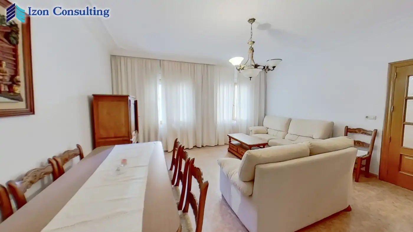 Sala de estar de Casa o chalet en venta en La Alberca de Záncara  con Calefacción, Trastero y Amueblado