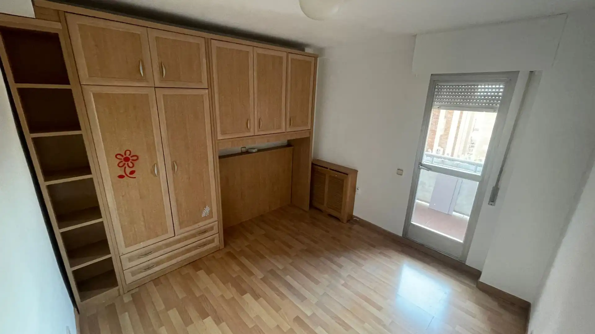 Wohnung zur Miete in Avenida de Moratalaz, Marroquina