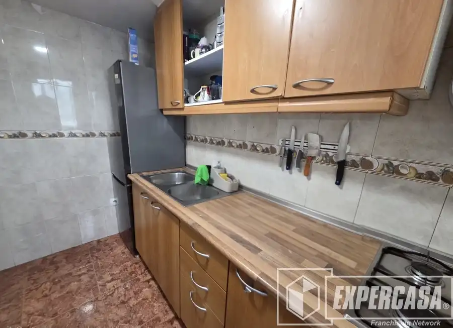 Kitchen of Flat for sale in Alfafar  with Air Conditioner