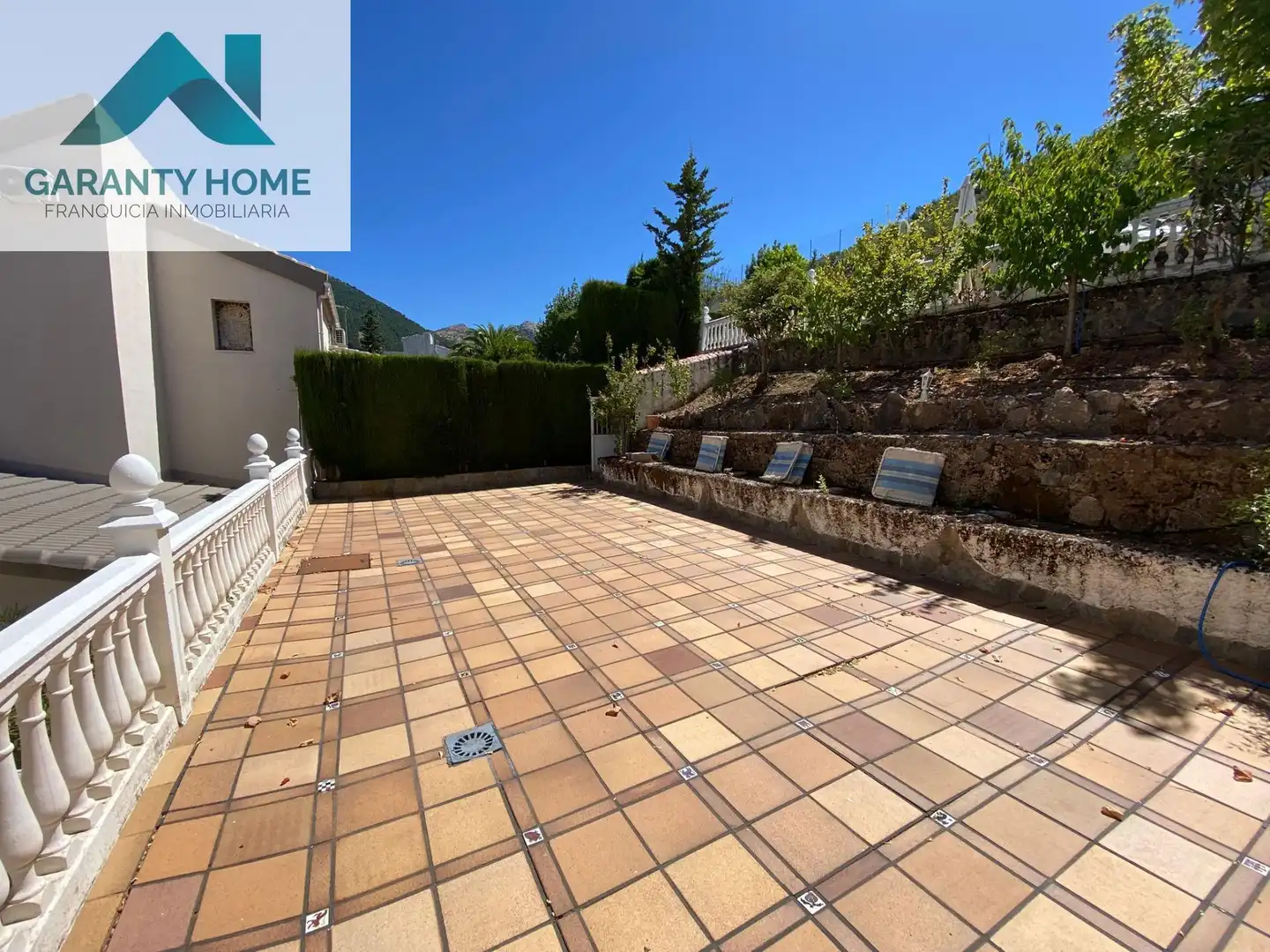Vista exterior de Casa o chalet en venta en Valdepeñas de Jaén con Aire acondicionado, Calefacción y Jardín privado