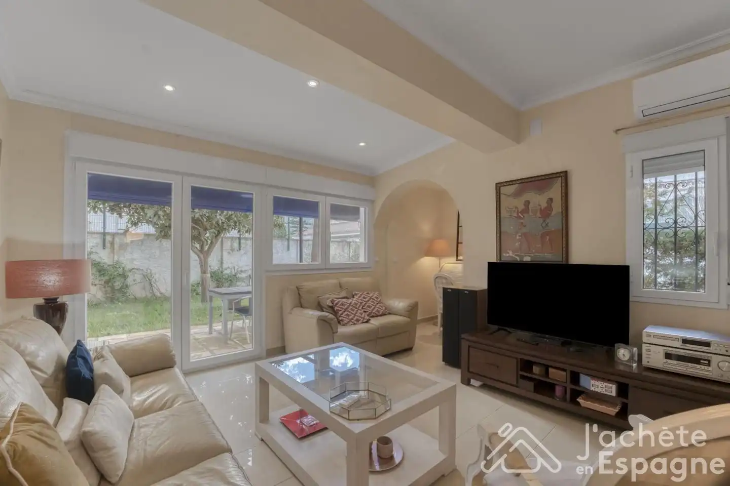 Sala de estar de Casa o chalet en venta en Málaga con Aire acondicionado, Jardín privado y Terraza