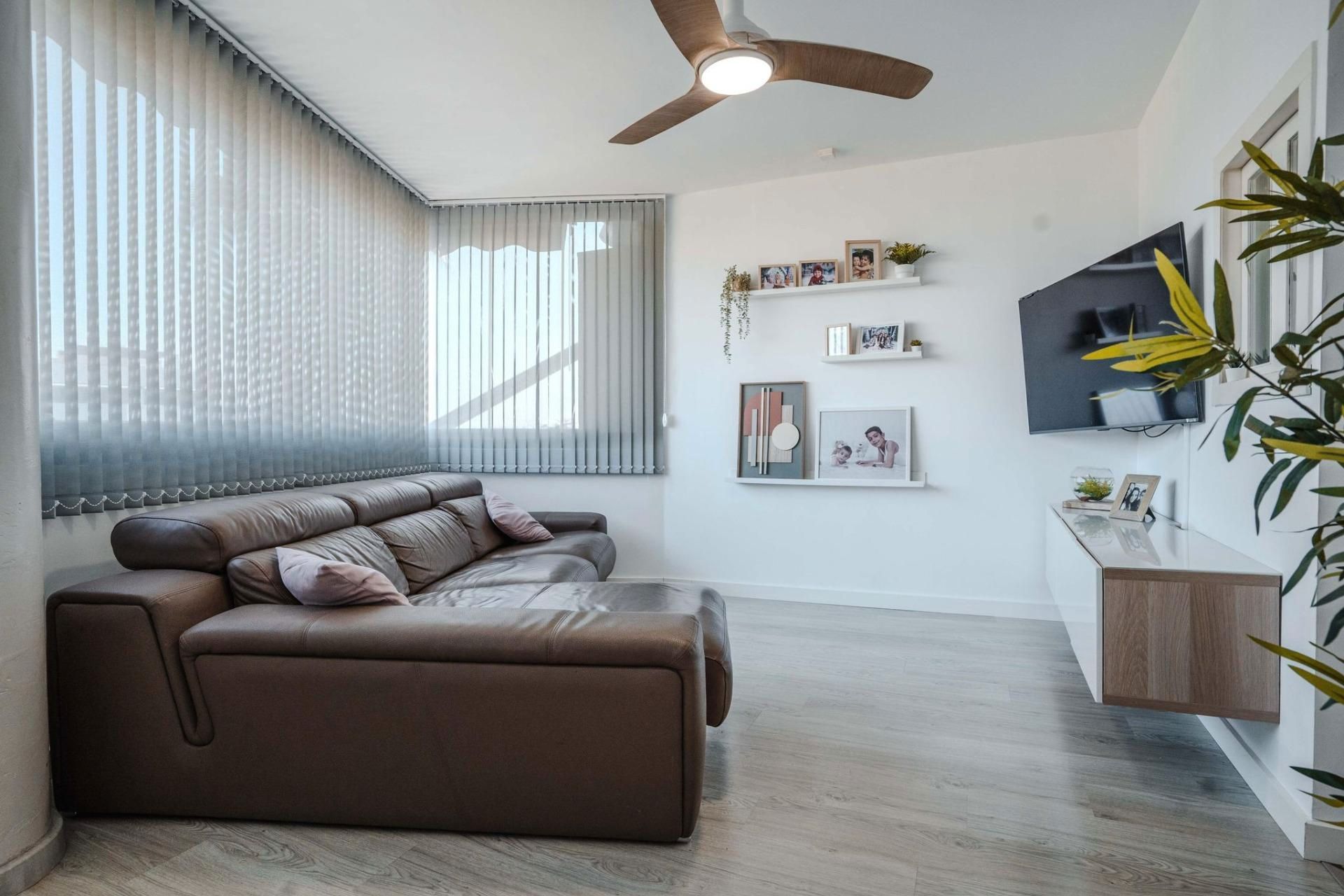 Sala d'estar de Pis en venda en El Ejido amb Aire condicionat, Terrassa i Traster