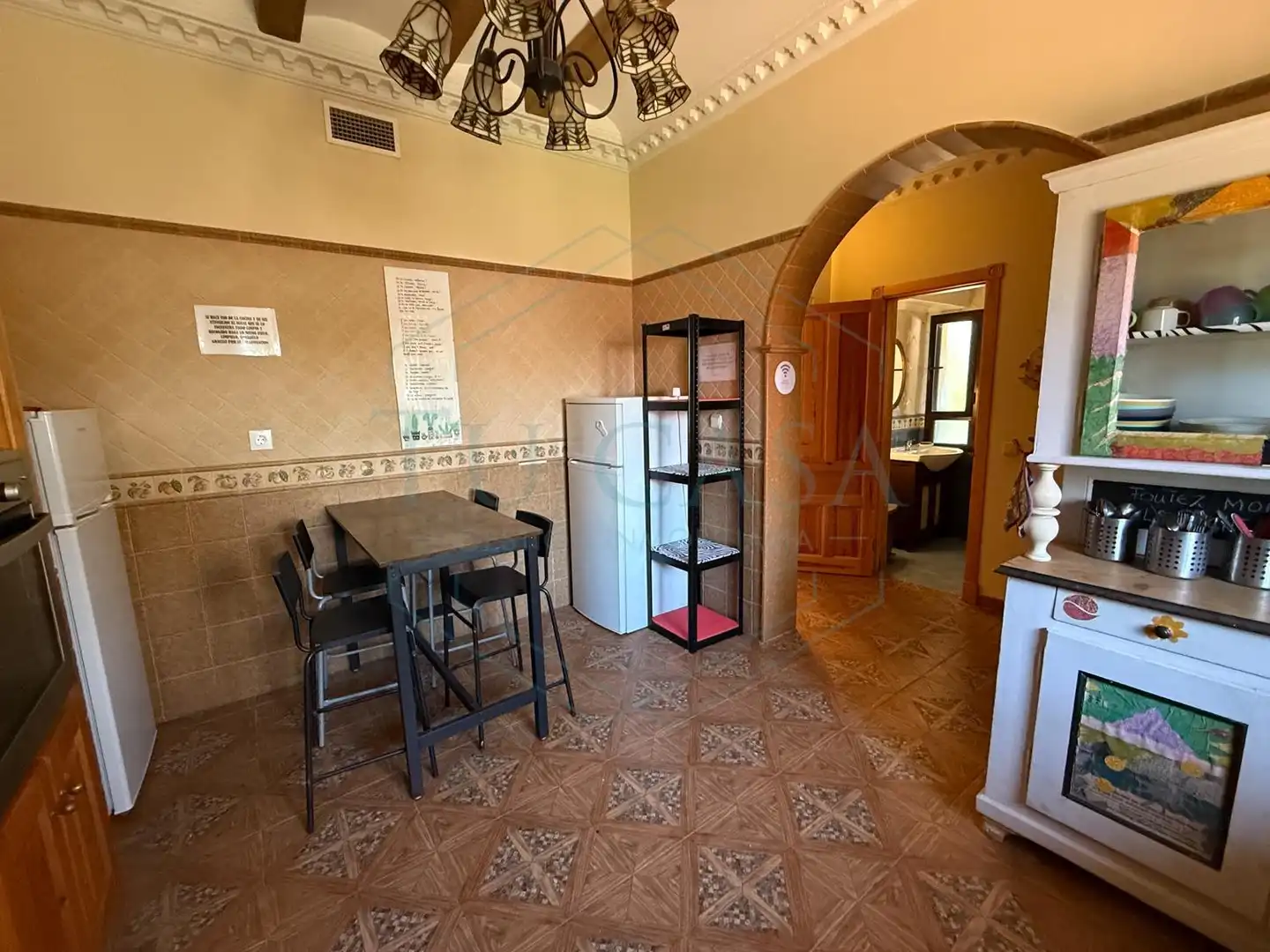 Cuina de Casa o xalet en venda en Chiclana de la Frontera amb Jardí privat, Terrassa i Traster