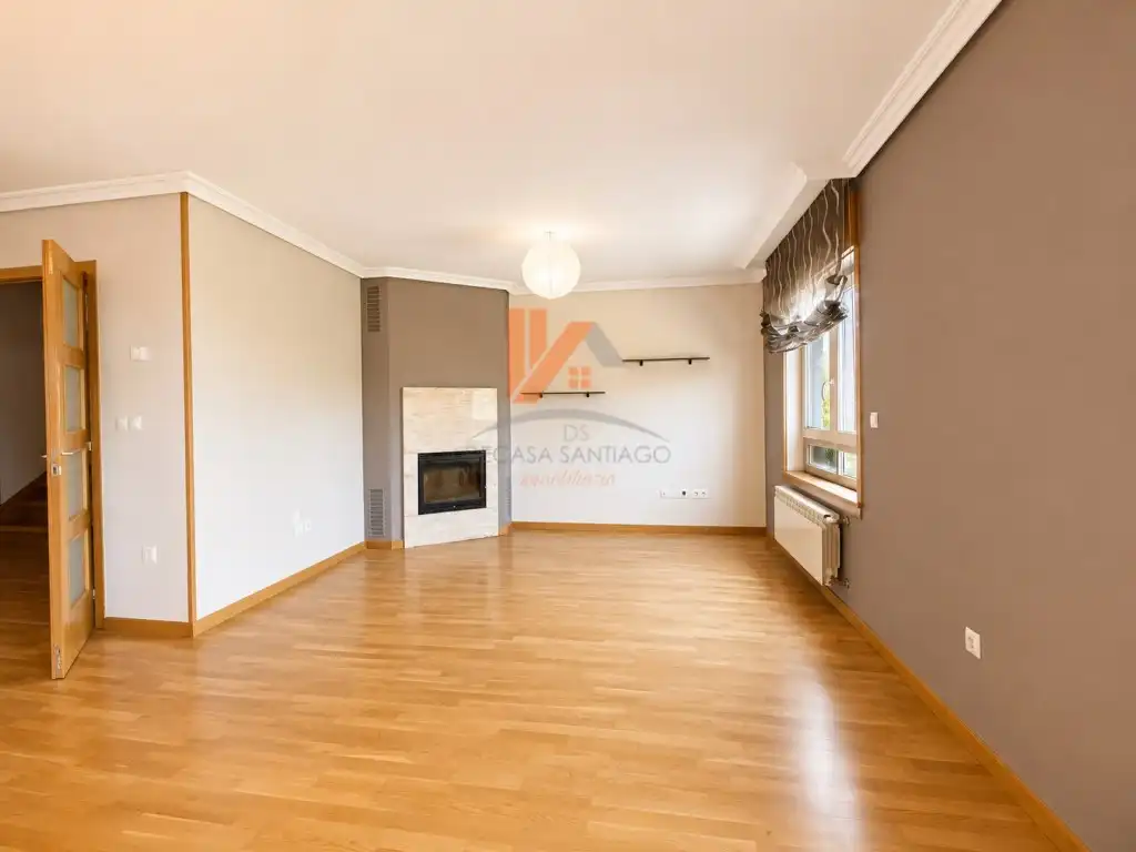 Casa adosada en venta en Rua Fontela, O Pino