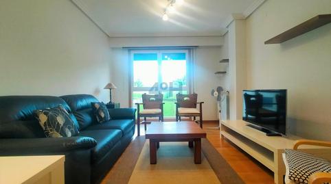 Foto 2 de Apartament de lloguer a As Lagoas, Ourense