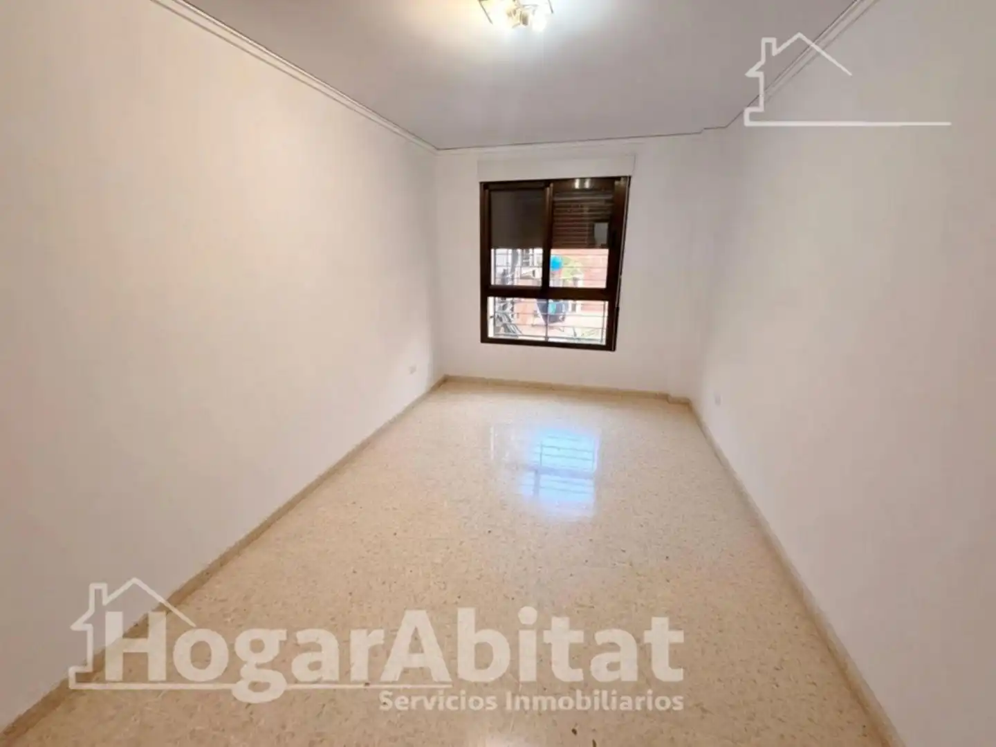 Bedroom of Flat for sale in Montserrat  with Air Conditioner, Heating and Terrace