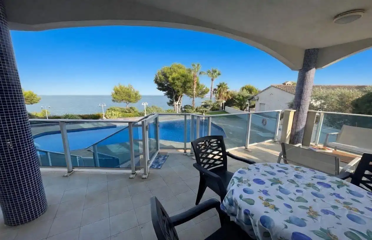 Erdgeschosswohnung mit Pool zum Verkauf in Alcanar