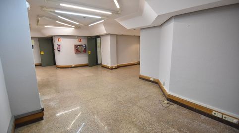 Local de grandes dimensiones en Urkizu, Bild 4