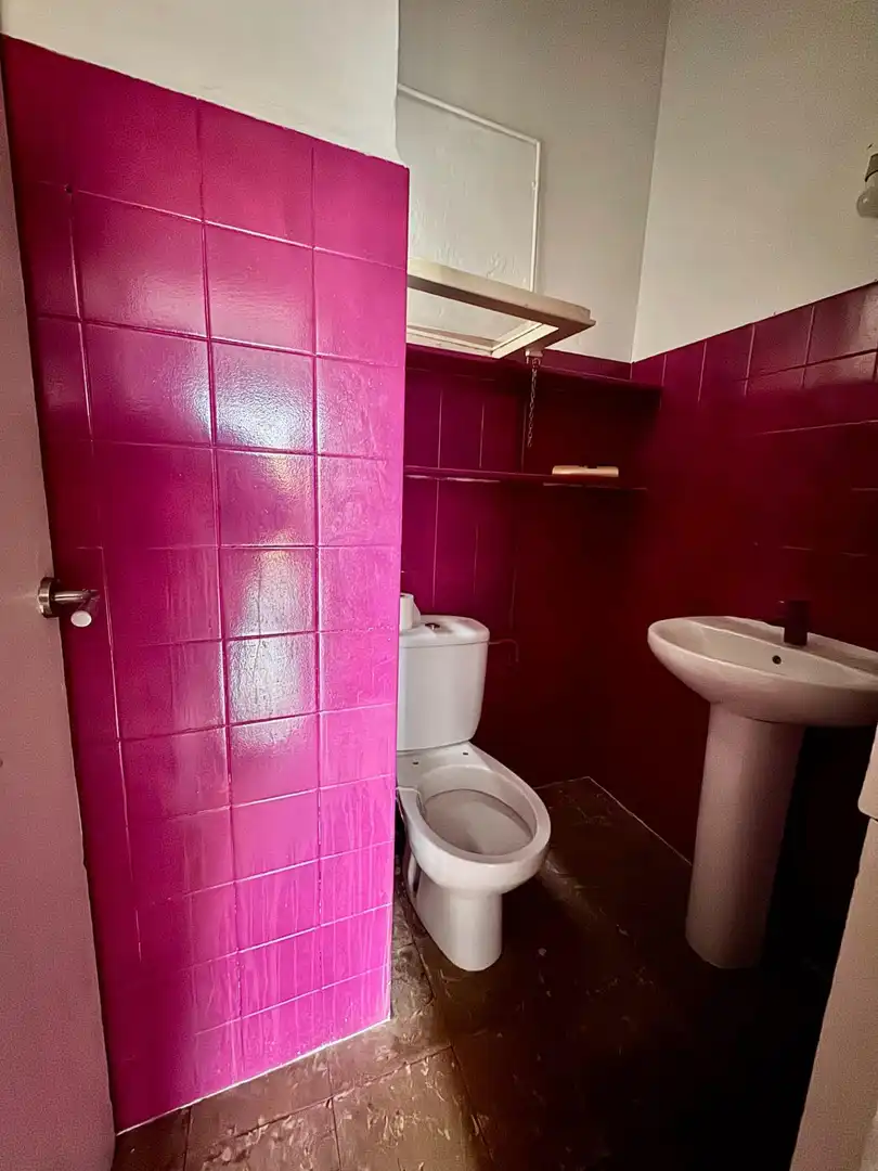 Badezimmer von Gebäude zum Verkauf in Figueres