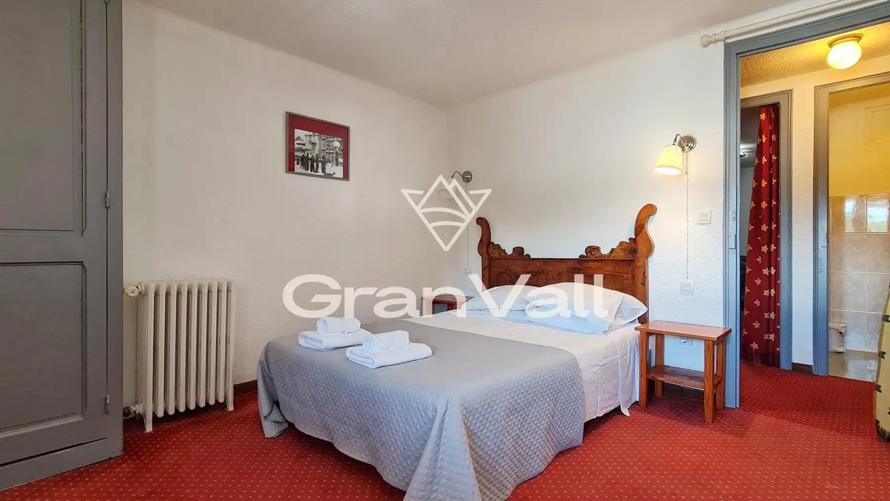 Habitación de Edificio en venta en Latour - de - Carol