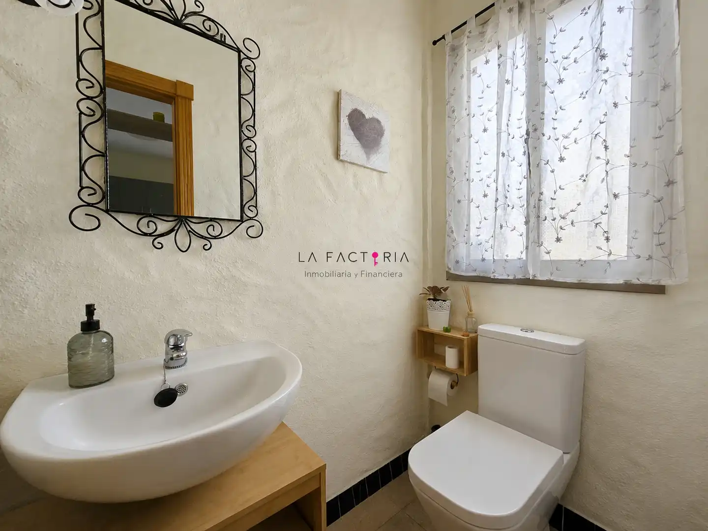 Baño de Casa adosada en venta en San Miguel de Abona con Jardín privado, Parquet y Terraza
