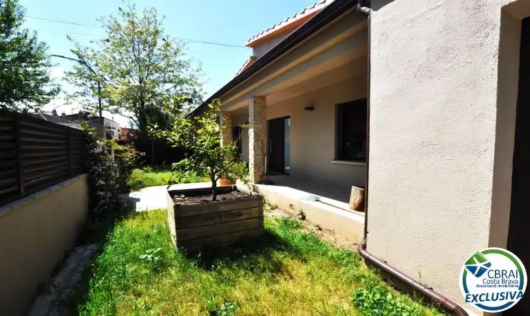 Landhaus zum Verkauf in Sant Pere Pescador, imagen 26