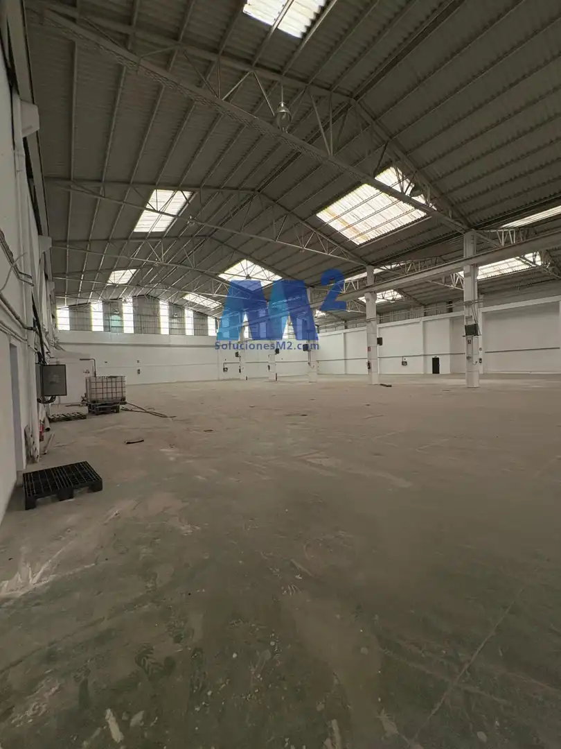 Industrial building to rent in Isaac Peral, imagen 2