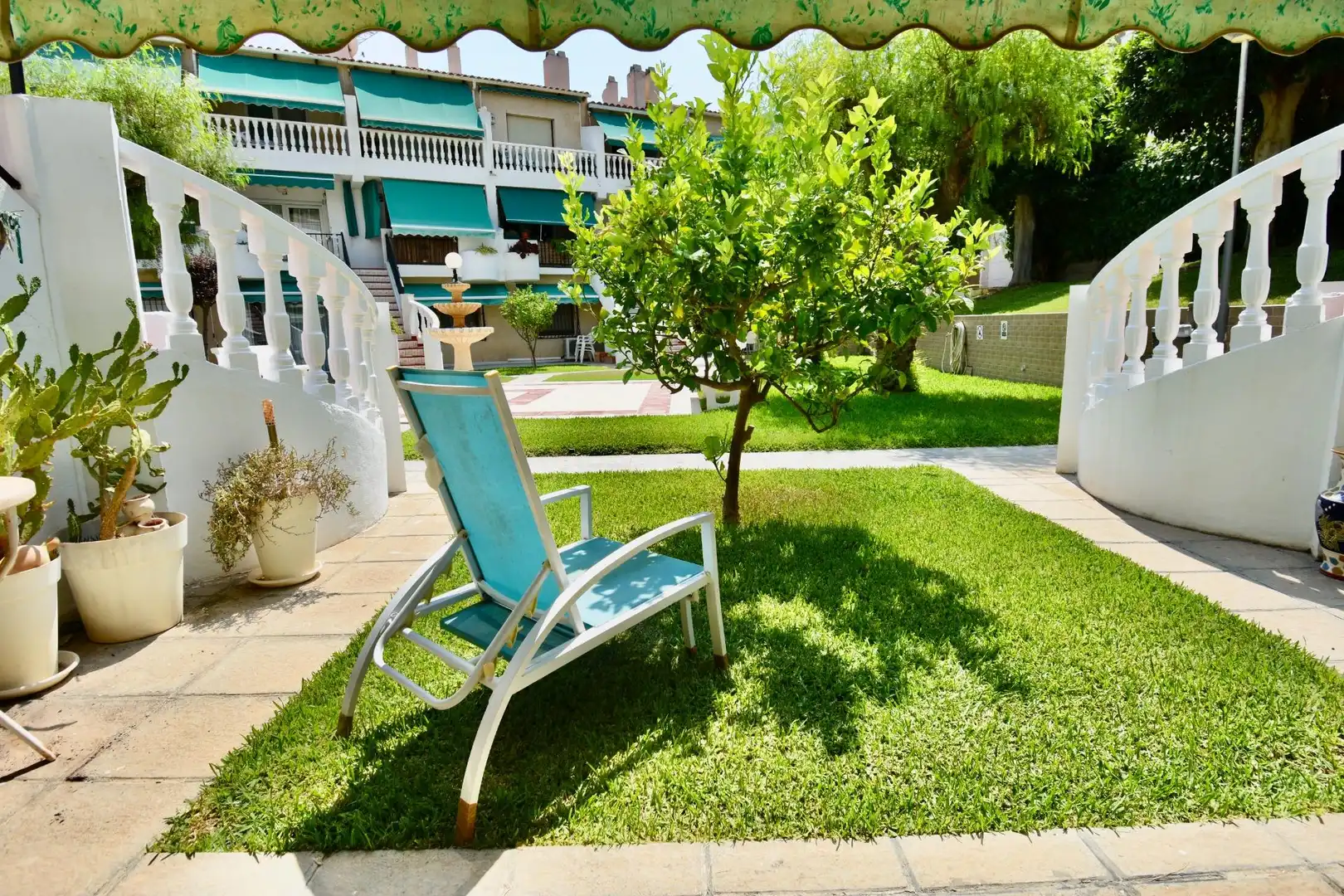 Garten von Erdgeschoss zum Verkauf in El Campello mit Klimaanlage, Privatgarten und Terrasse