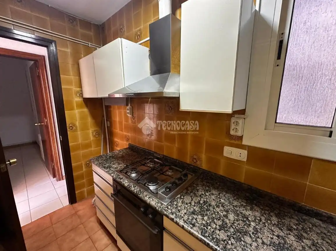 Cuina de Pis en venda en Barcelona amb Balcó