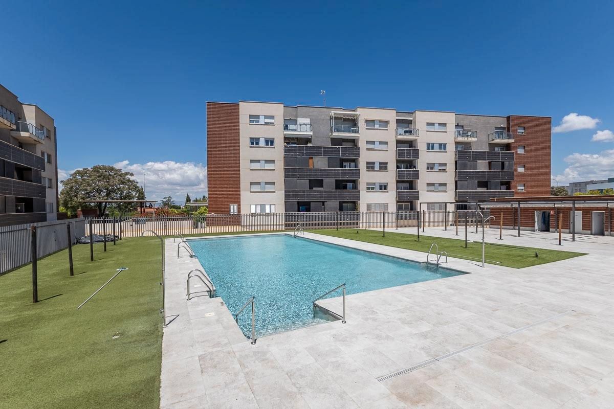 Swimming pool of Flat for sale in Alhendín  with Air Conditioner, Heating and Private garden