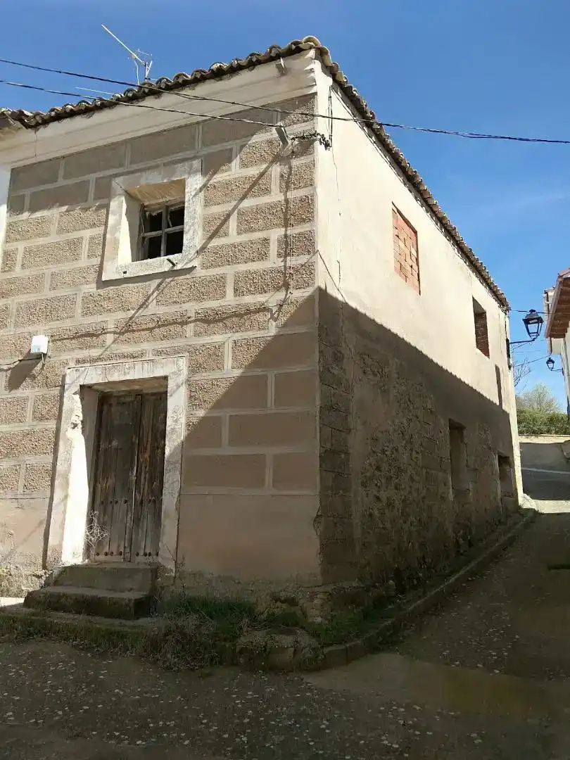 Vista exterior de Piso en venta en Jirueque