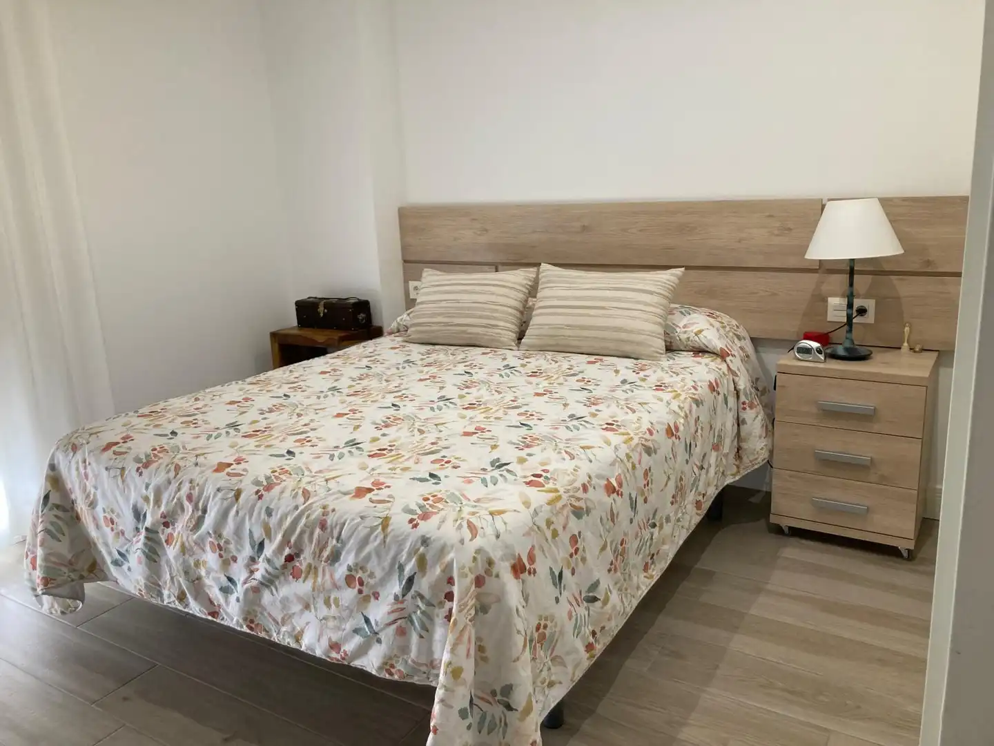 Schlafzimmer von Wohnung zum Verkauf in Monzón mit Möbliert