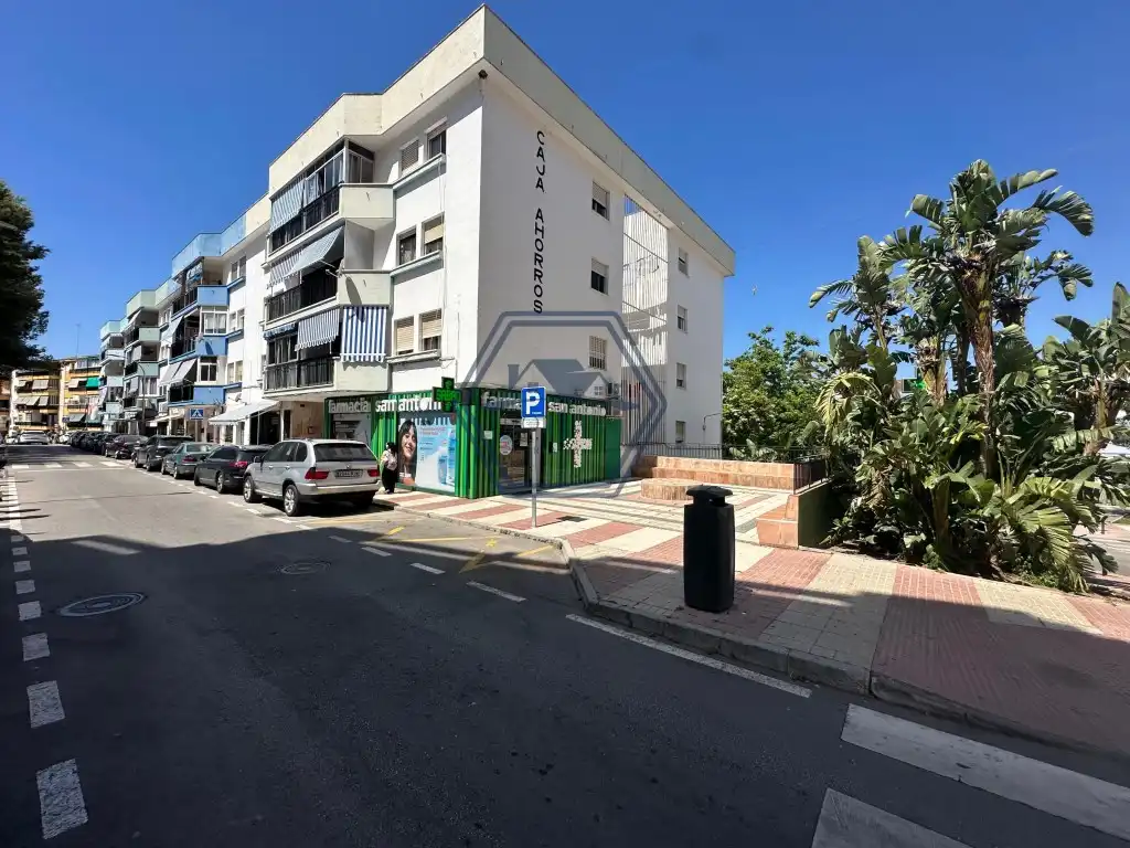 Vista exterior de Pis en venda en Marbella