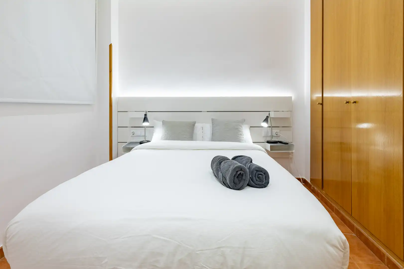 Schlafzimmer von Wohnungen zur Miete in Valencia mit Klimaanlage, Heizung und Möbliert