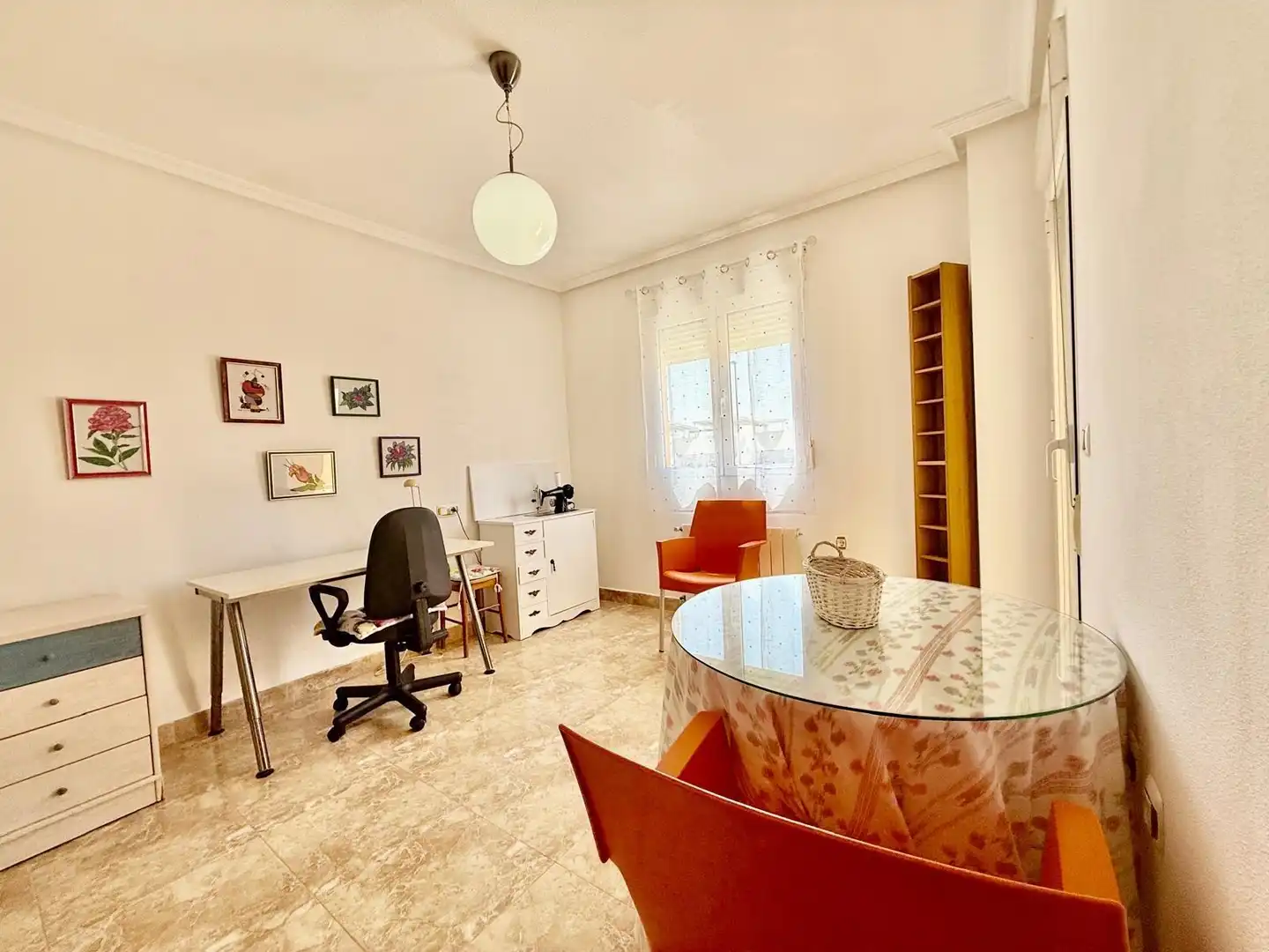 Einfamilien-Reihenhaus zum Verkauf in San Pedro del Pinatar mit Klimaanlage, Privatgarten und Terrasse