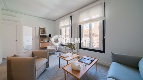 Descubre este excepcional piso ubicado en el prestigioso barrio de Almagro, en el distrito de Chamberí, Madrid. Con una superficie, imatge 2