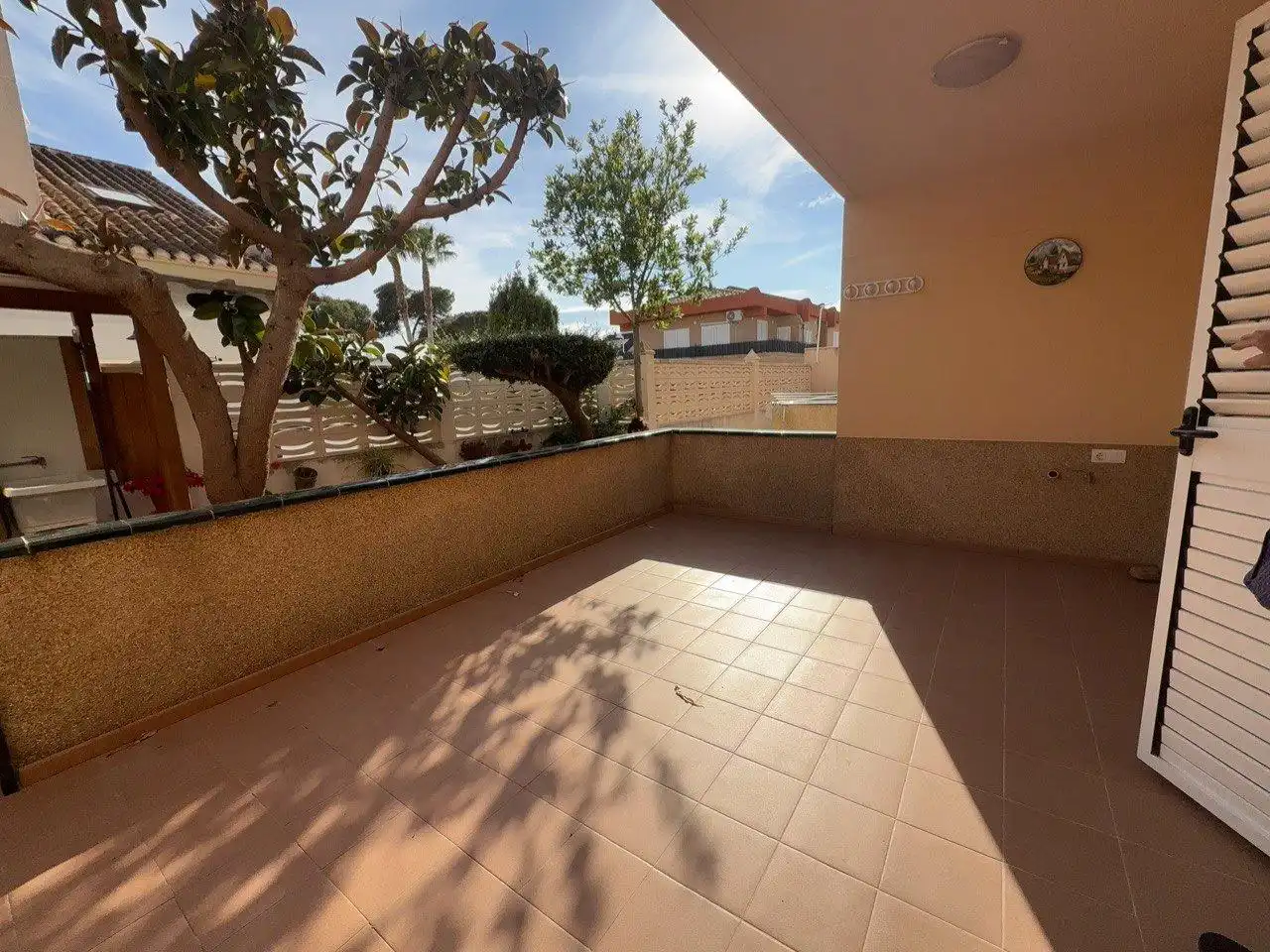 Terrassa de Casa o xalet en venda en Sagunto / Sagunt amb Aire condicionat, Jardí privat i Terrassa