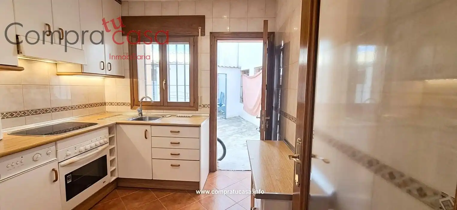 Cocina de Casa o chalet de alquiler en Segovia con Calefacción, Trastero y Balcón