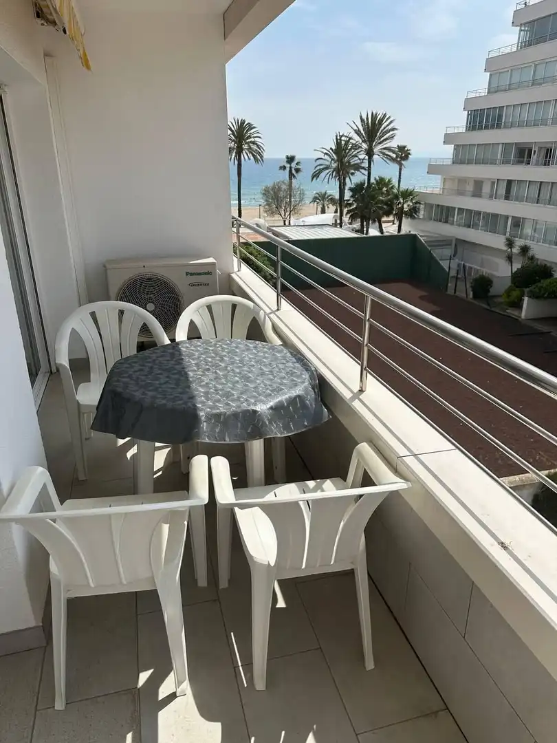 Terrassa de Estudi en venda en Roses amb Aire condicionat, Calefacció i Terrassa