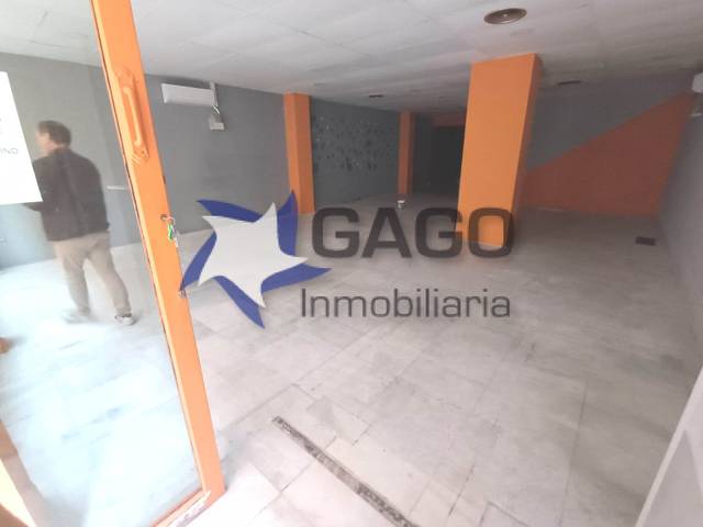 Local comercial en Alquiler en Ciudad Jardín - Zoco